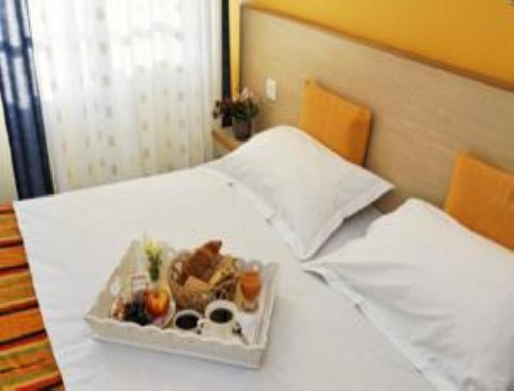 Hotel Central Lorient Rum bild